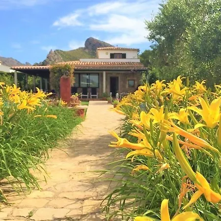Casa Dos Villa